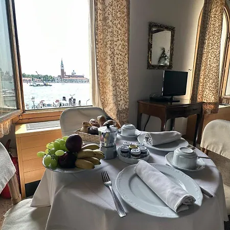 Apartament San Simeon Wenecja